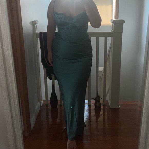 HOUSE OF CB CHARMANE FOREST CORSET MAXI DRESS - Picture 2 of 4